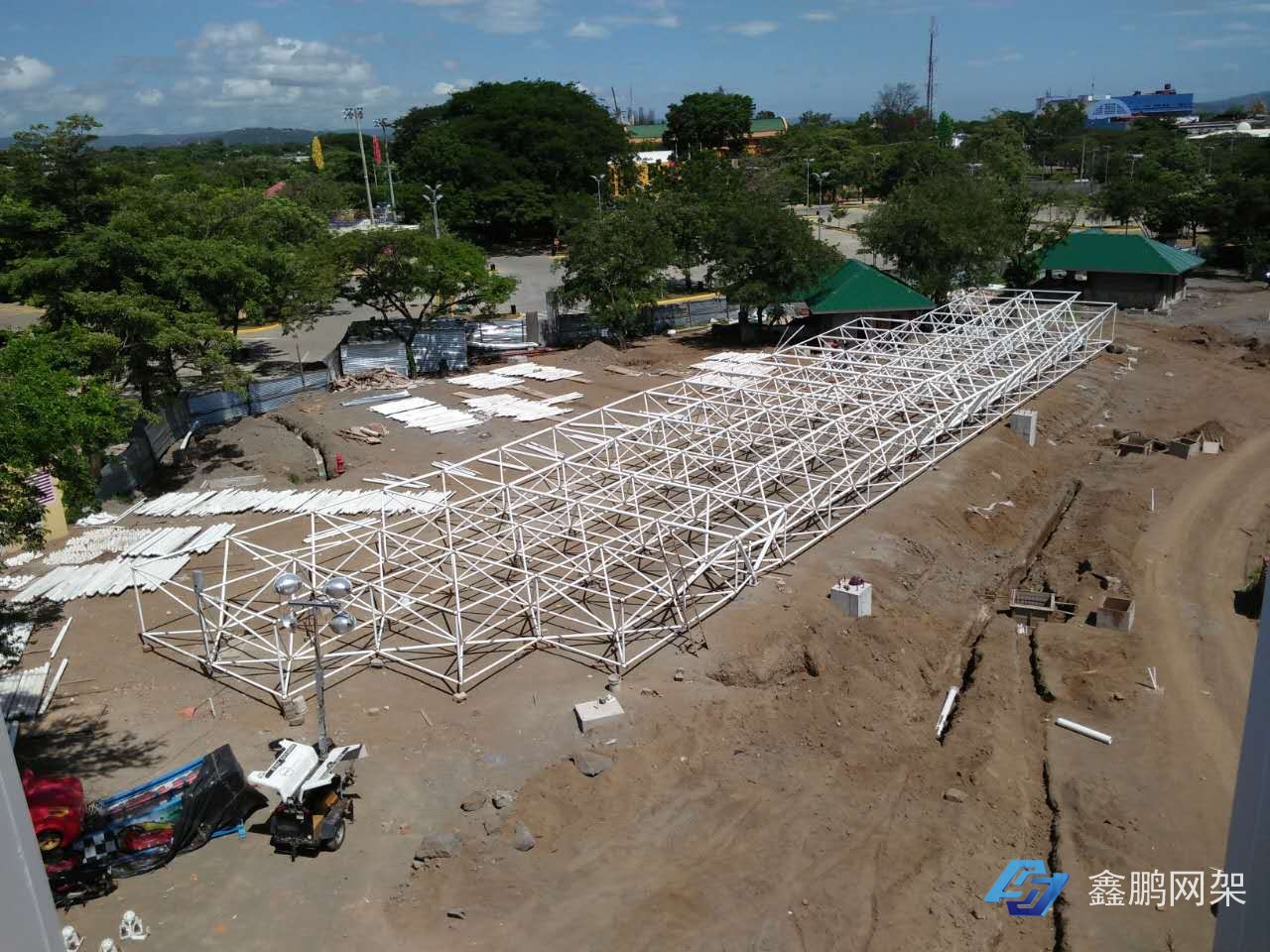 尼加拉瓜1450m2屋面網架安裝現場